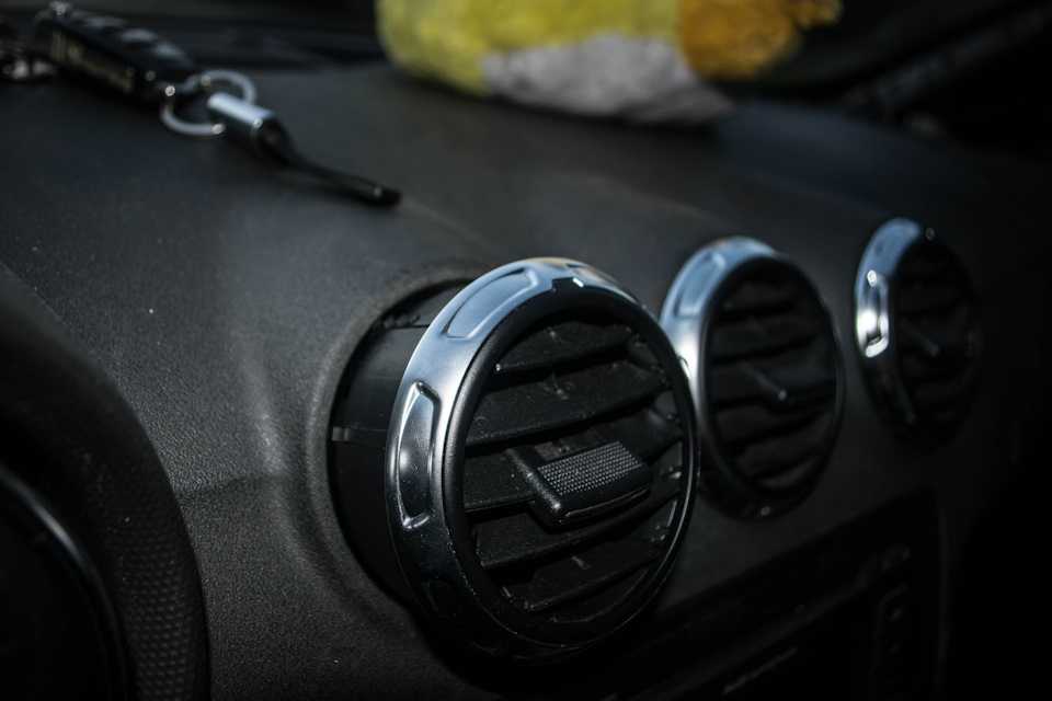Замена дефлектора воздуховода рено логан - автомобильный портал automotogid