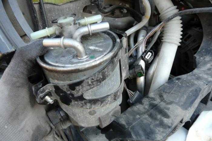 Как часто менять топливный фильтр в дизельном двигателе рено