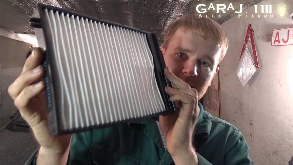Замена воздушного фильтра рено сандеро своими руками: видео