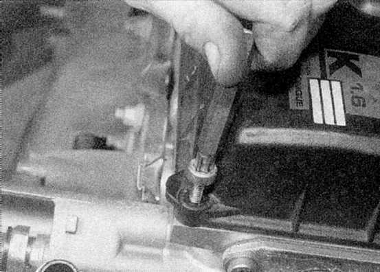 Renault megane проверка и регулировка зазоров клапанов (двигатели f3r)