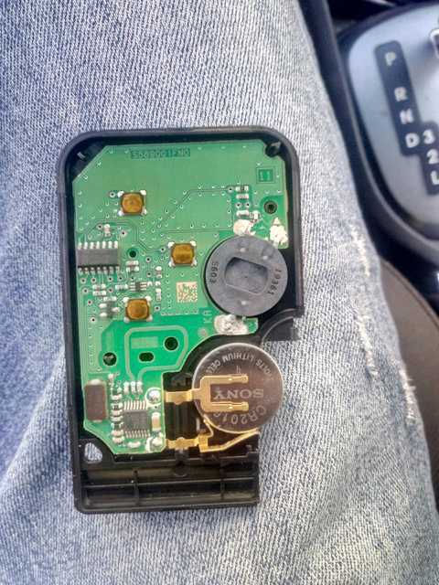 Ключ чип-карта рено меган 2: почему не видит и ремонт