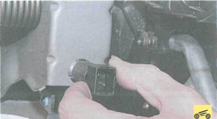 Ремонт ручного тормоза megane 1 и 2 и замена тросика ручника