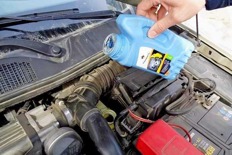 Замена тормозной жидкости в автомобиле nissan своими руками. фото, инструкции