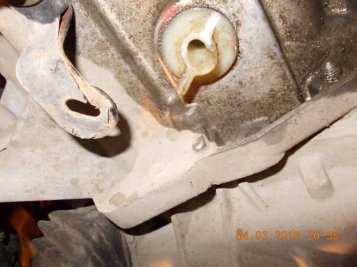 Renault logan снять замена ремонт проверка уровня и доливка масла в коробку передач рено логан
