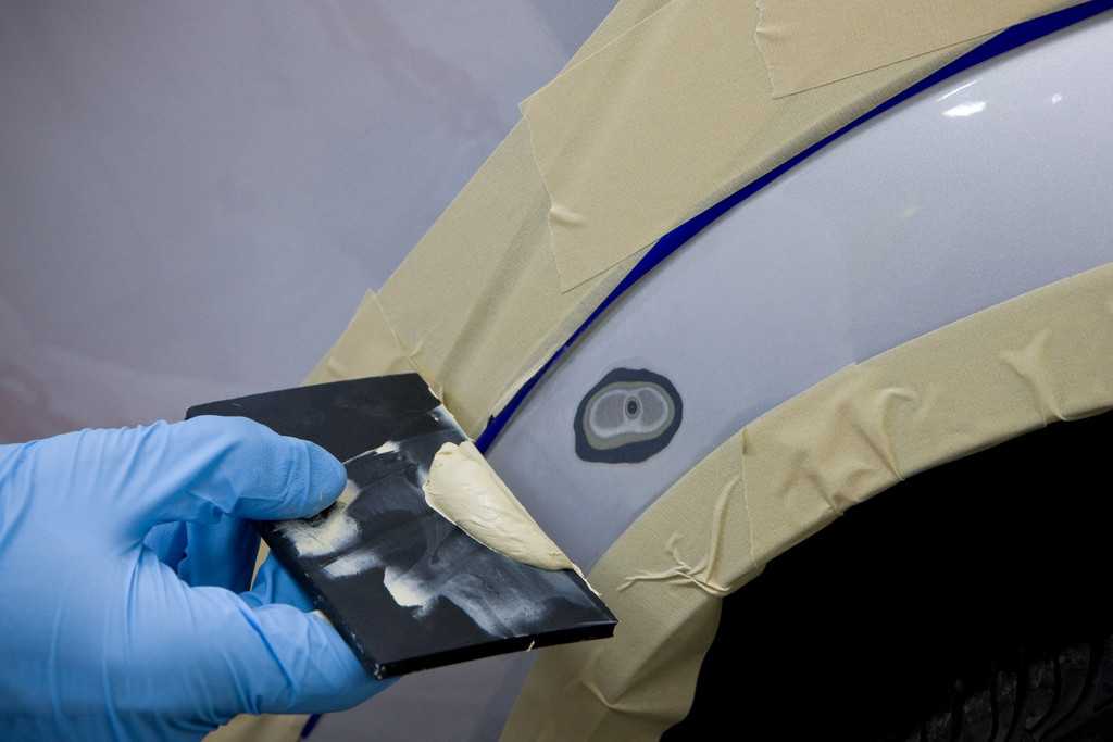 Как восстановить лакокрасочное покрытие автомобиля своими руками?