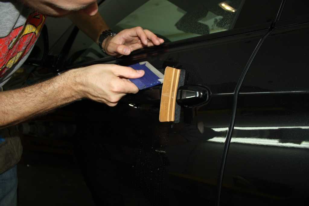 Ремонт сколов лакокрасочного покрытия на кузове автомобиля своими руками - устранение локальных дефектов