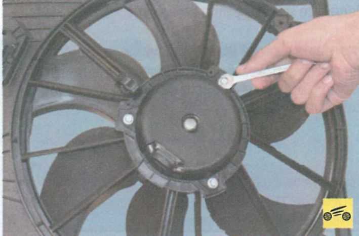 Снятие и установка радиатора renault logan 2007, инструкция онлайн